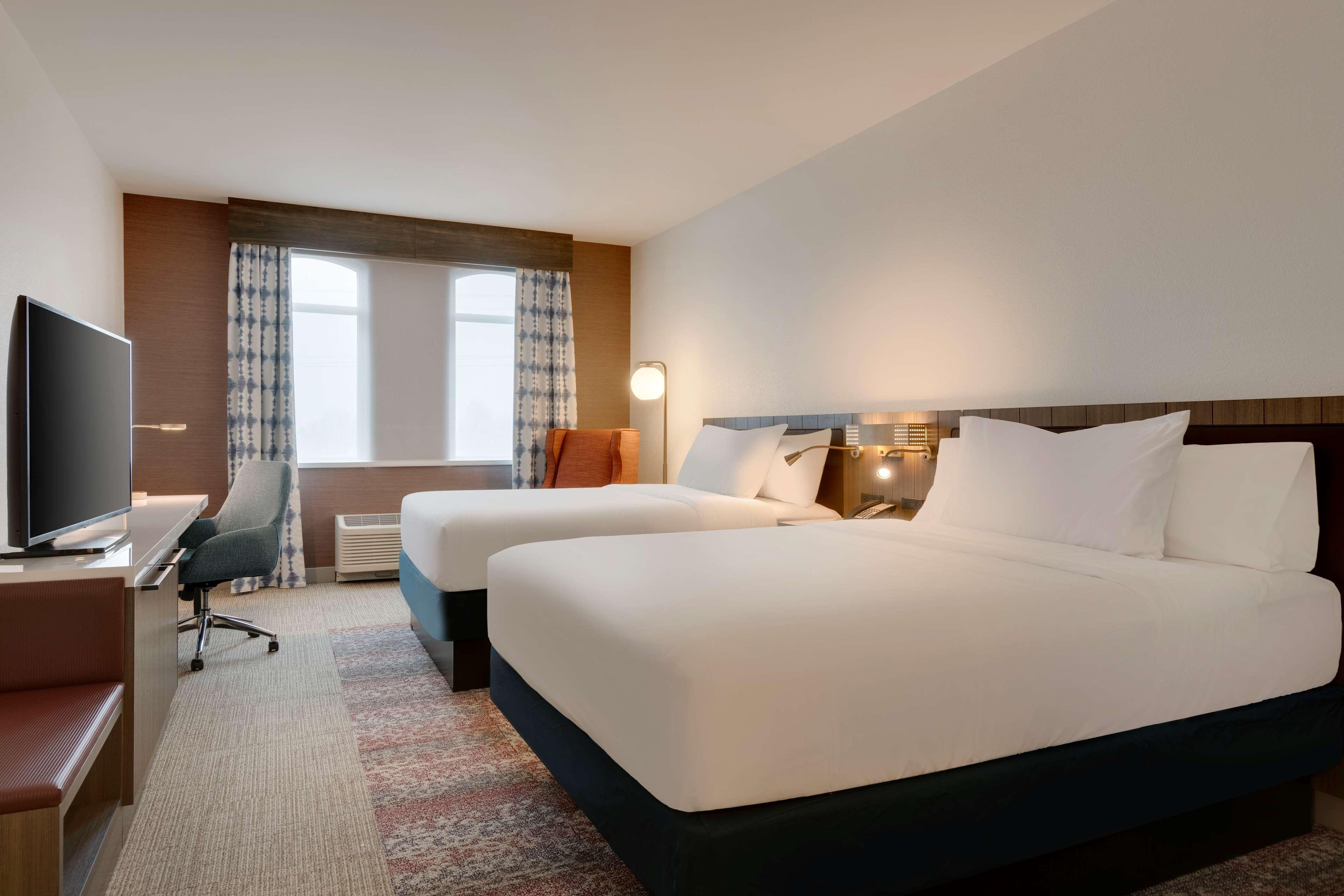 Hilton Garden Inn Haymarket מראה חיצוני תמונה