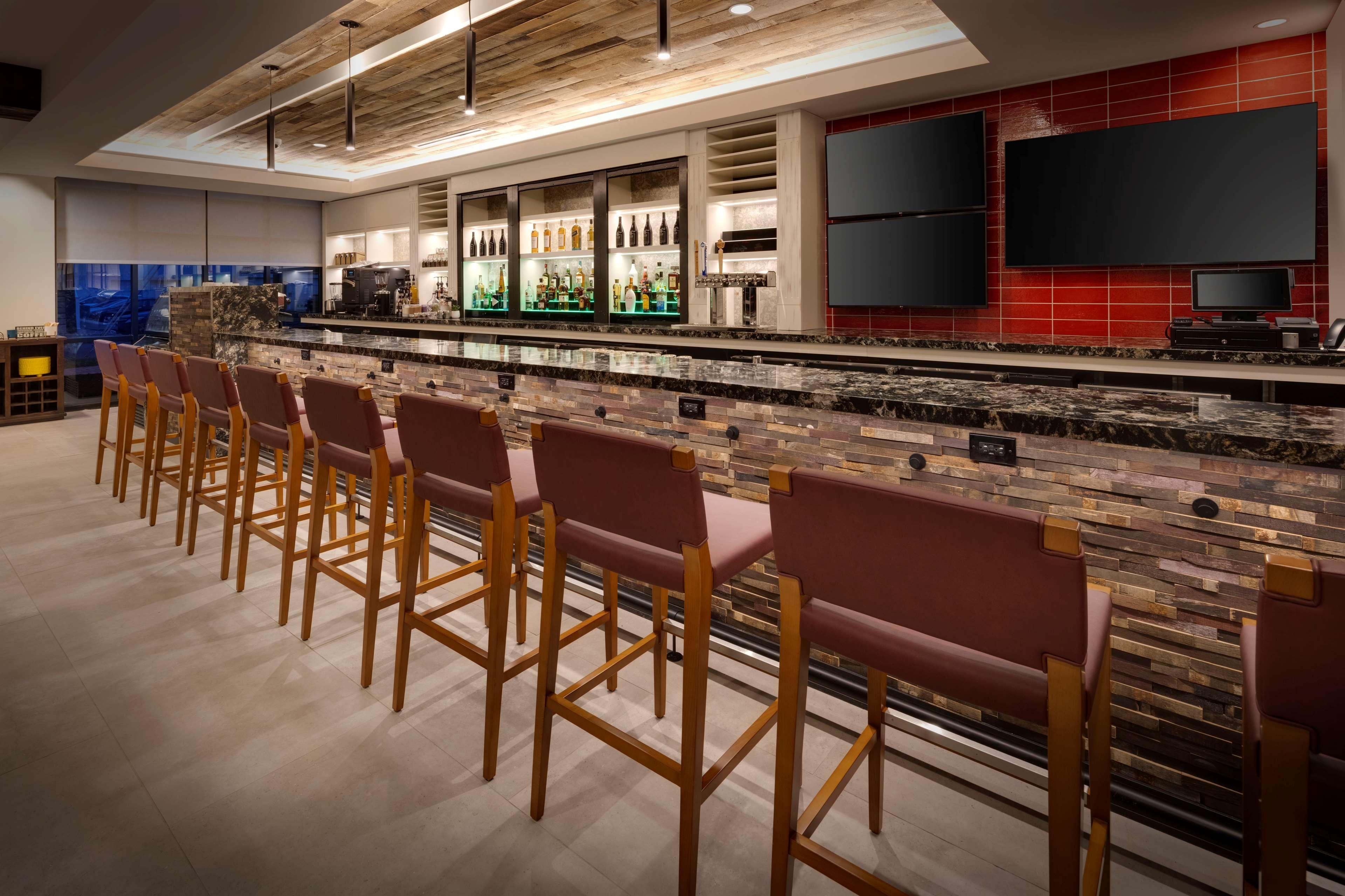 Hilton Garden Inn Haymarket מראה חיצוני תמונה