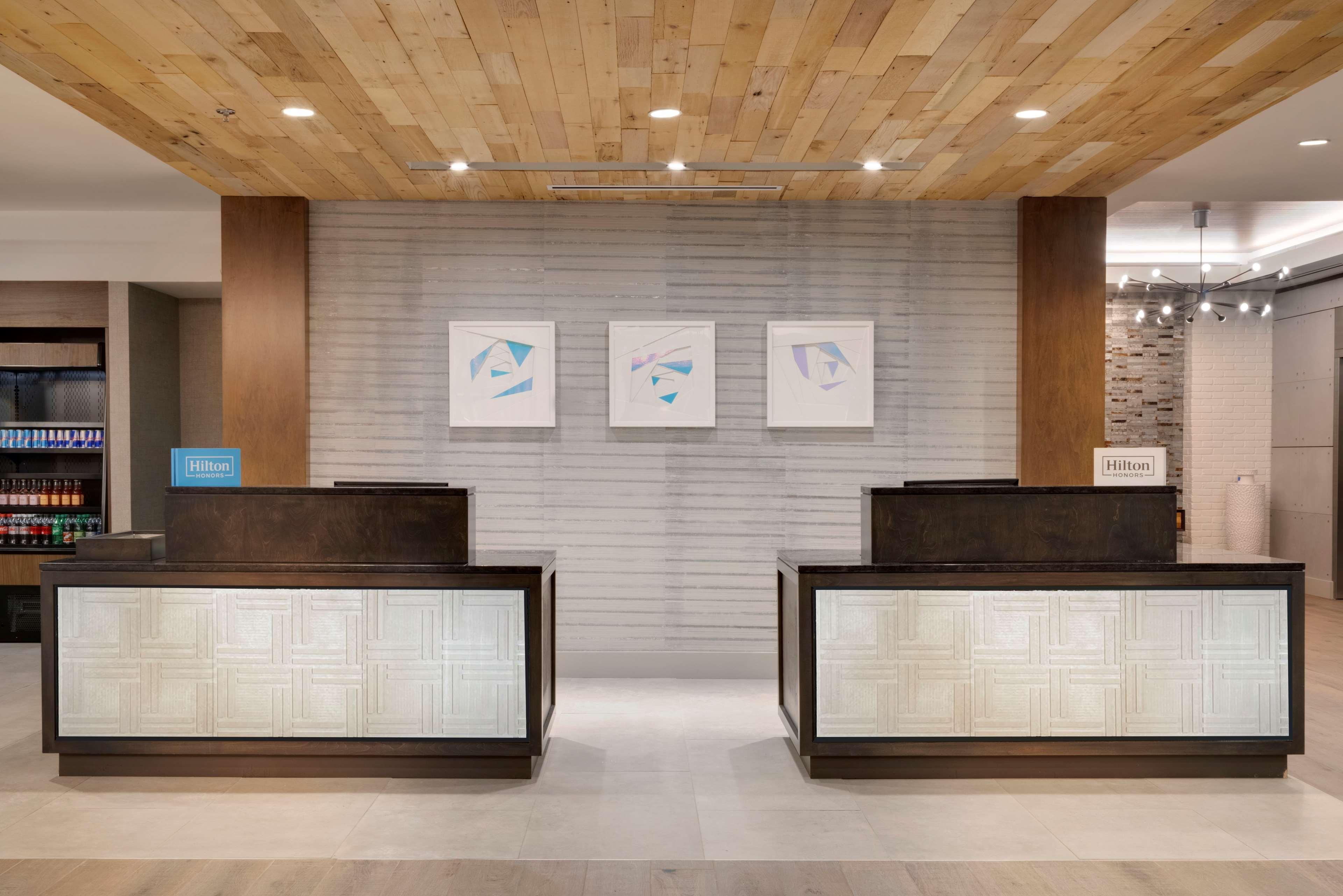 Hilton Garden Inn Haymarket מראה חיצוני תמונה