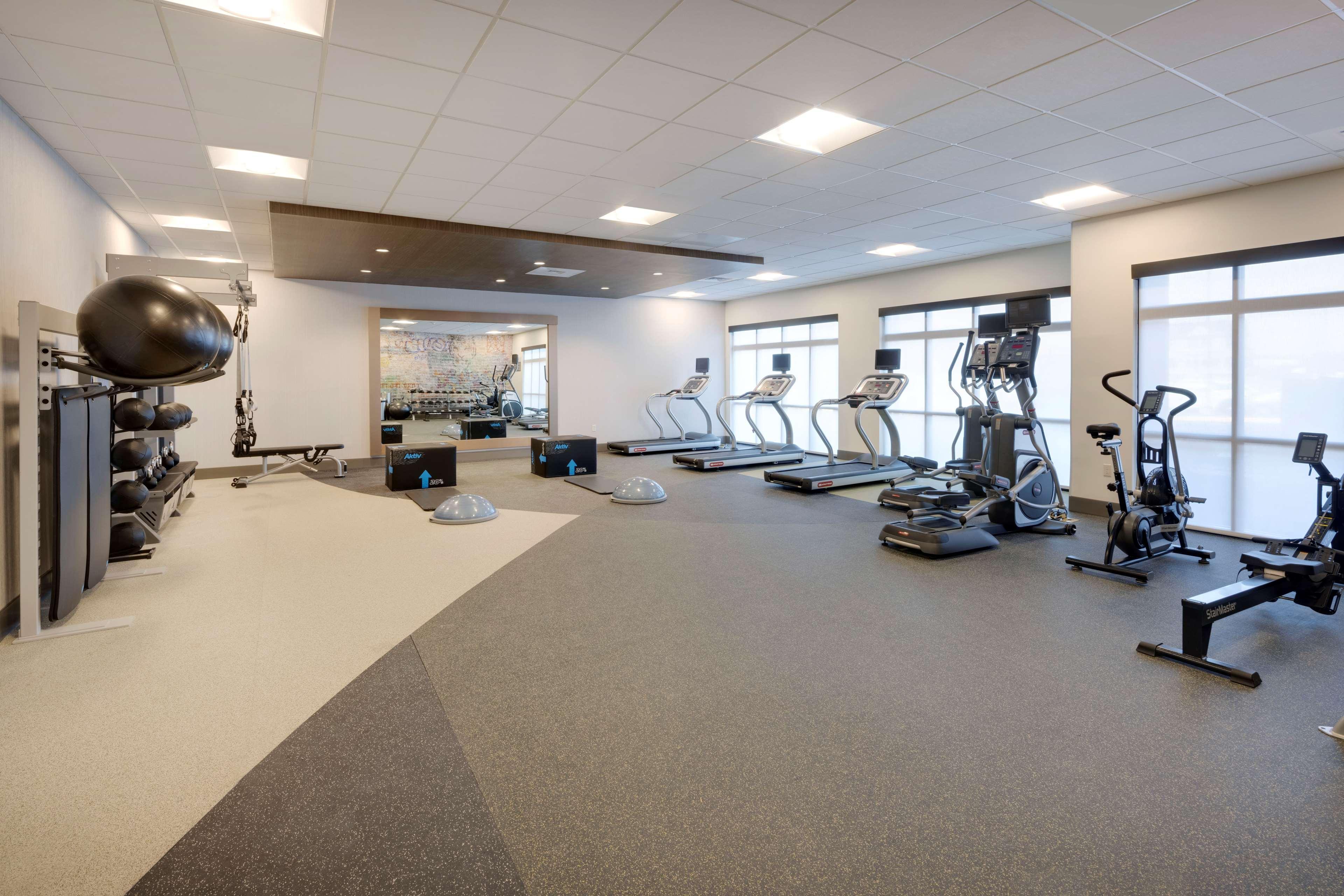 Hilton Garden Inn Haymarket מראה חיצוני תמונה