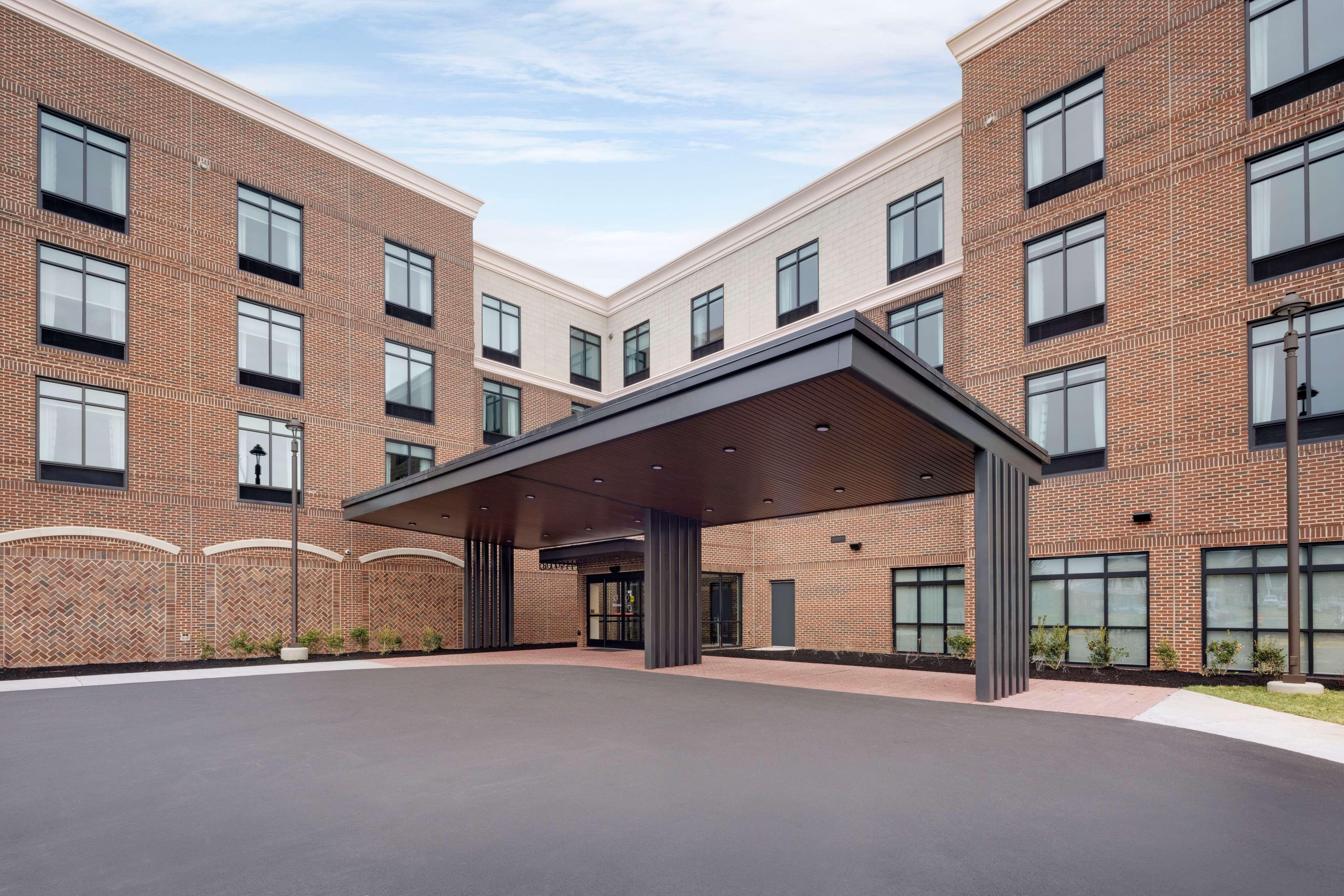 Hilton Garden Inn Haymarket מראה חיצוני תמונה