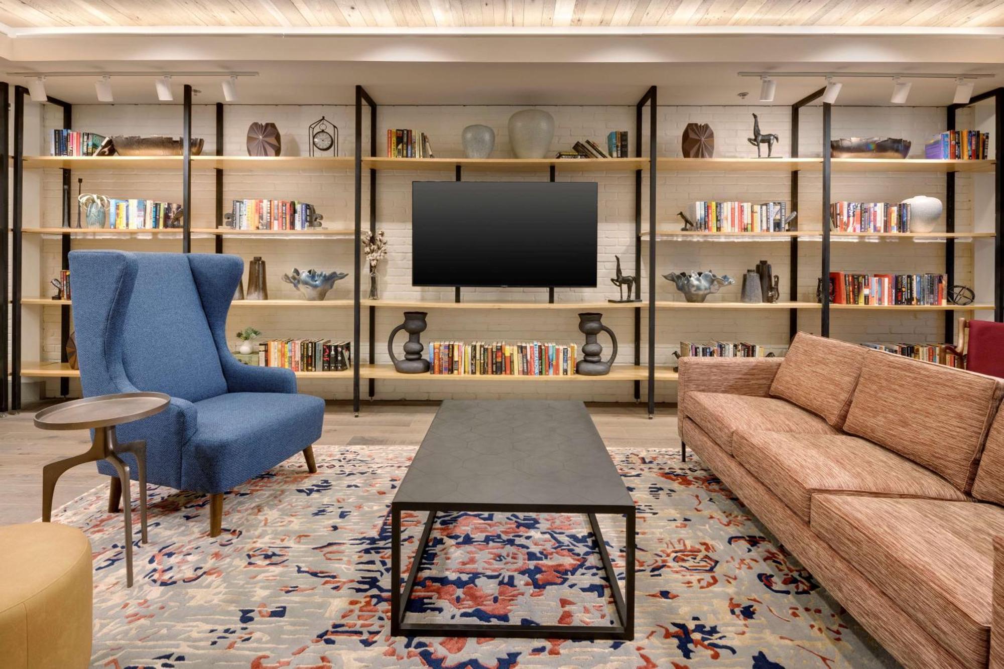 Hilton Garden Inn Haymarket מראה חיצוני תמונה